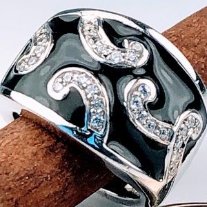 925 Sterling Silver Ring, Size 6.